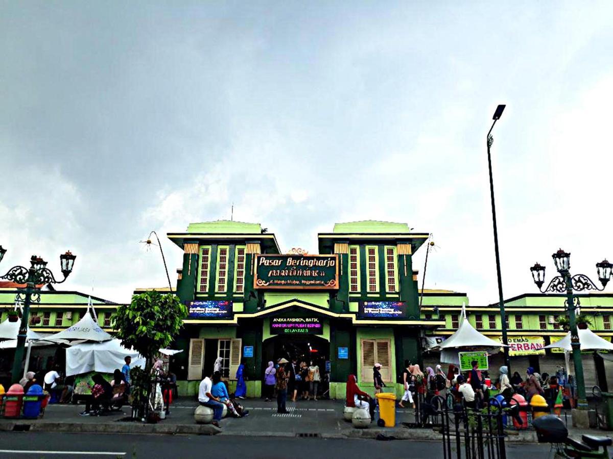 Mitra Hotel Yogyakarta Eksteriør billede